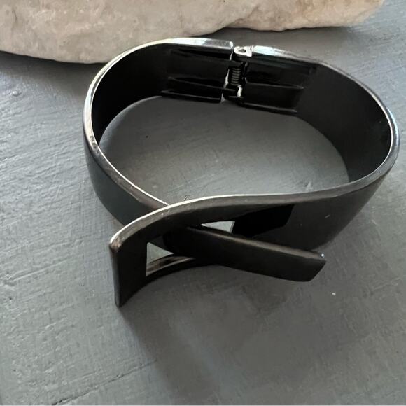 Gunmetal Hinged Bangle Bracelet - Picture 10 of 10